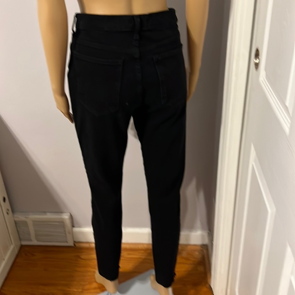 Banana Republic High-Rise Skinny Jeans size 30L. Raw hem at ankle
